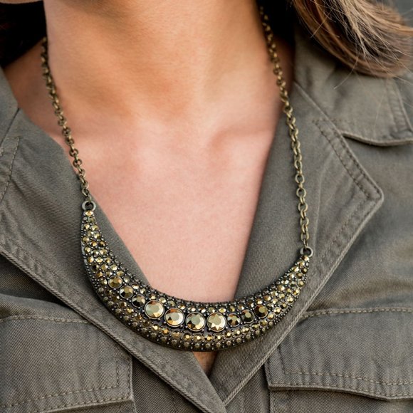 Paparazzi Jewelry - August 2020 FF Set J-696